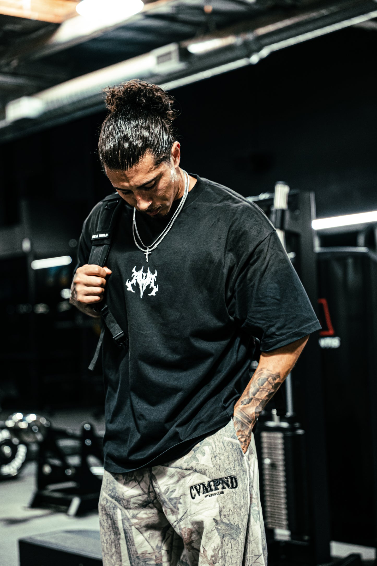 Mahoraga - oversized Faded Tee