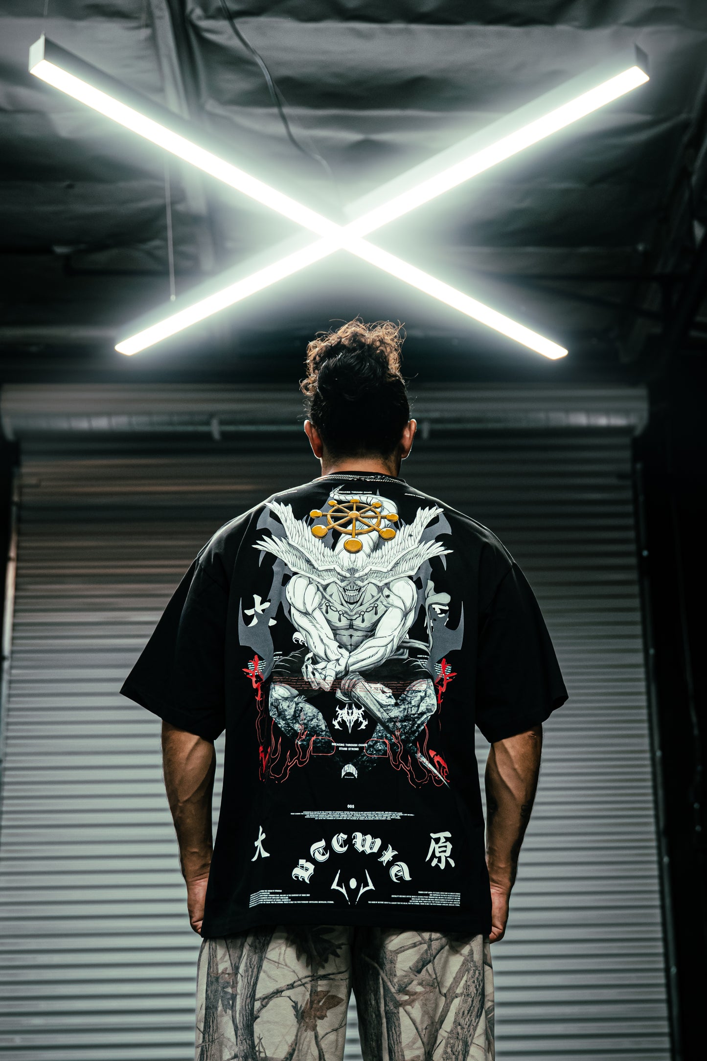 Mahoraga - oversized Faded Tee