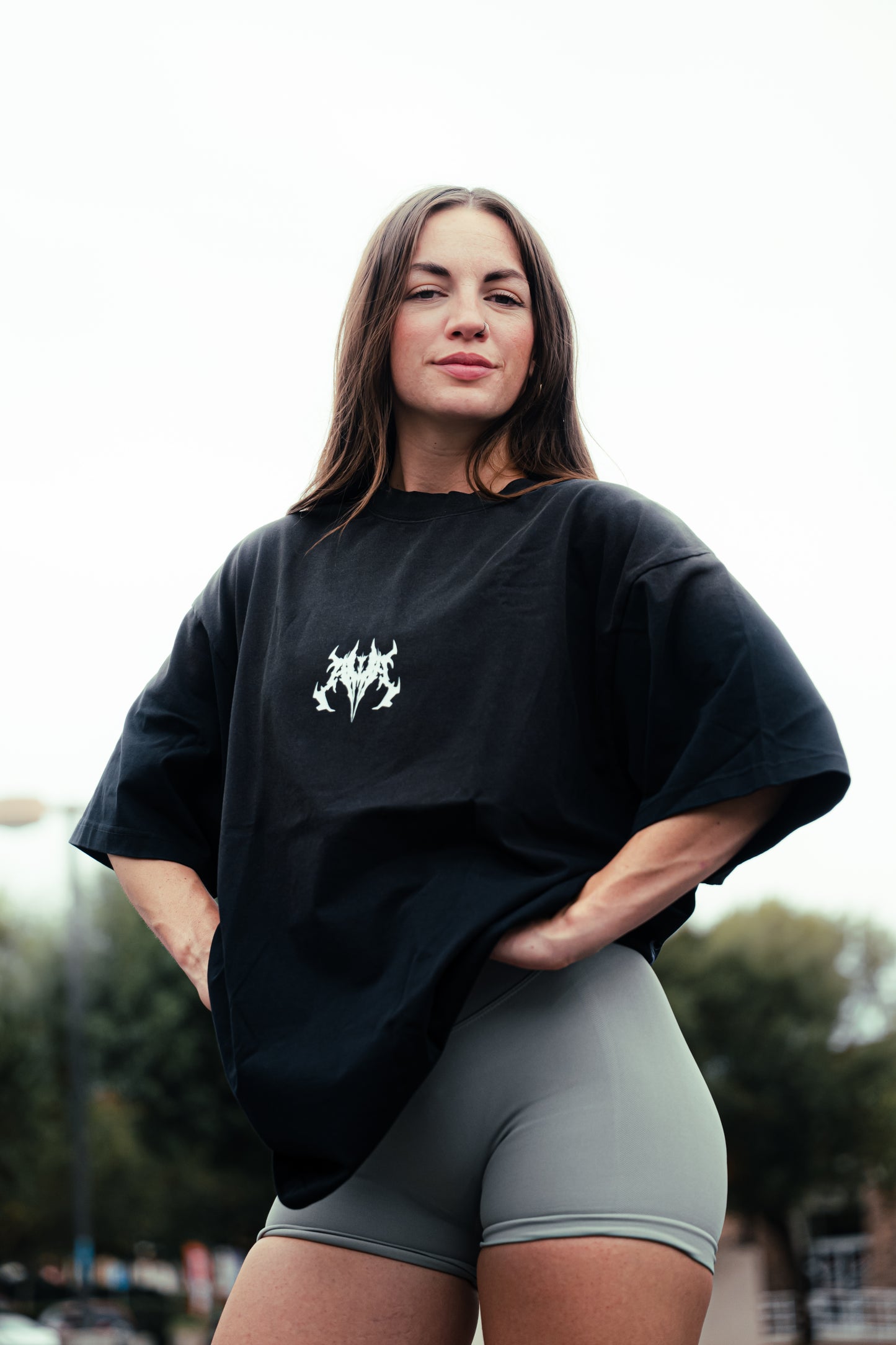 Sakuna - Oversized faded Tee